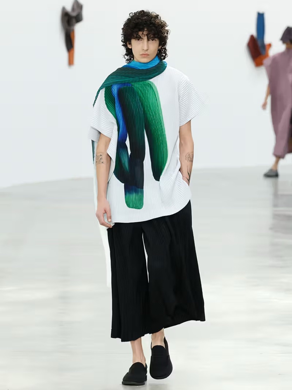 New Issey Miyake White Pleated Tops with Multicolor Brushstroke Prints